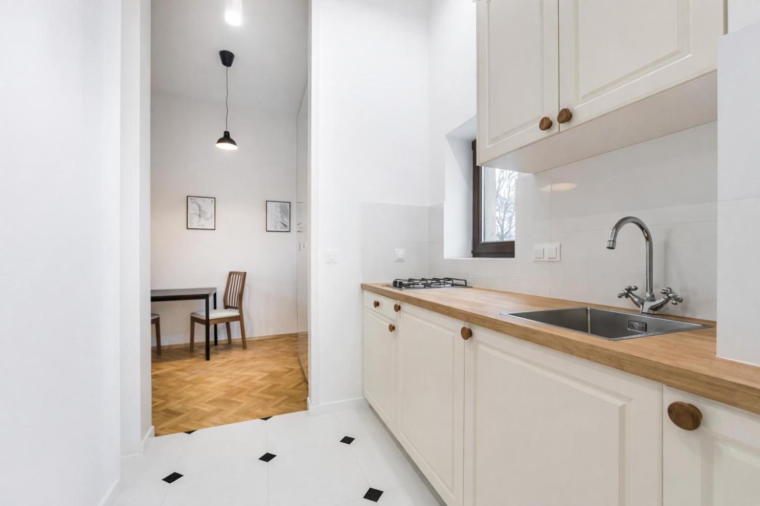Studio Apartment One Double Bed
