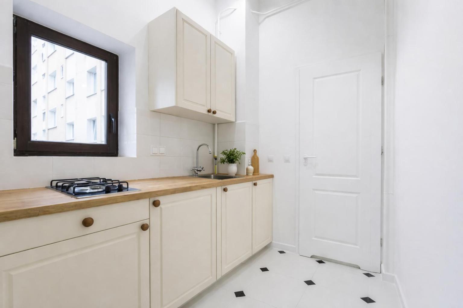 Studio Apartment One Double Bed