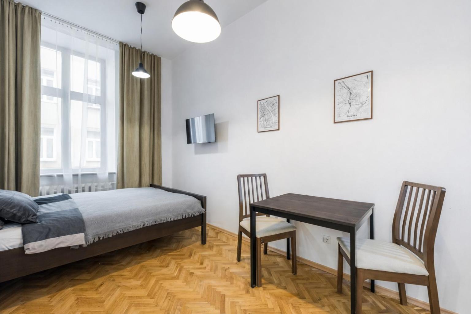 Studio Apartment One Double Bed