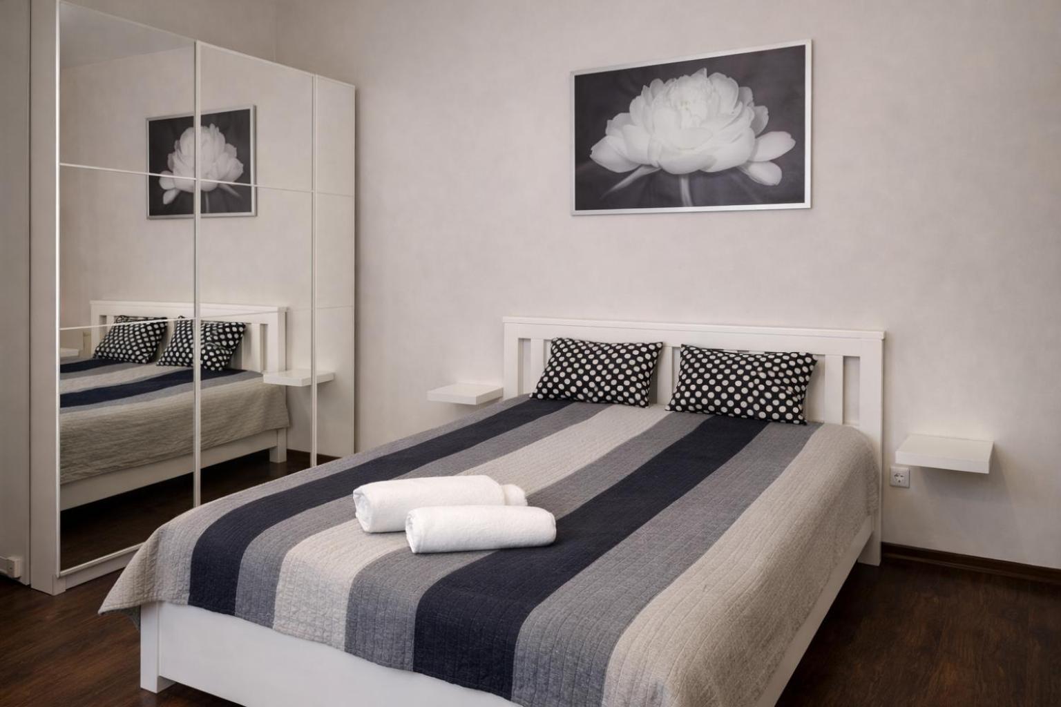 Studio Apartment One Double Bed