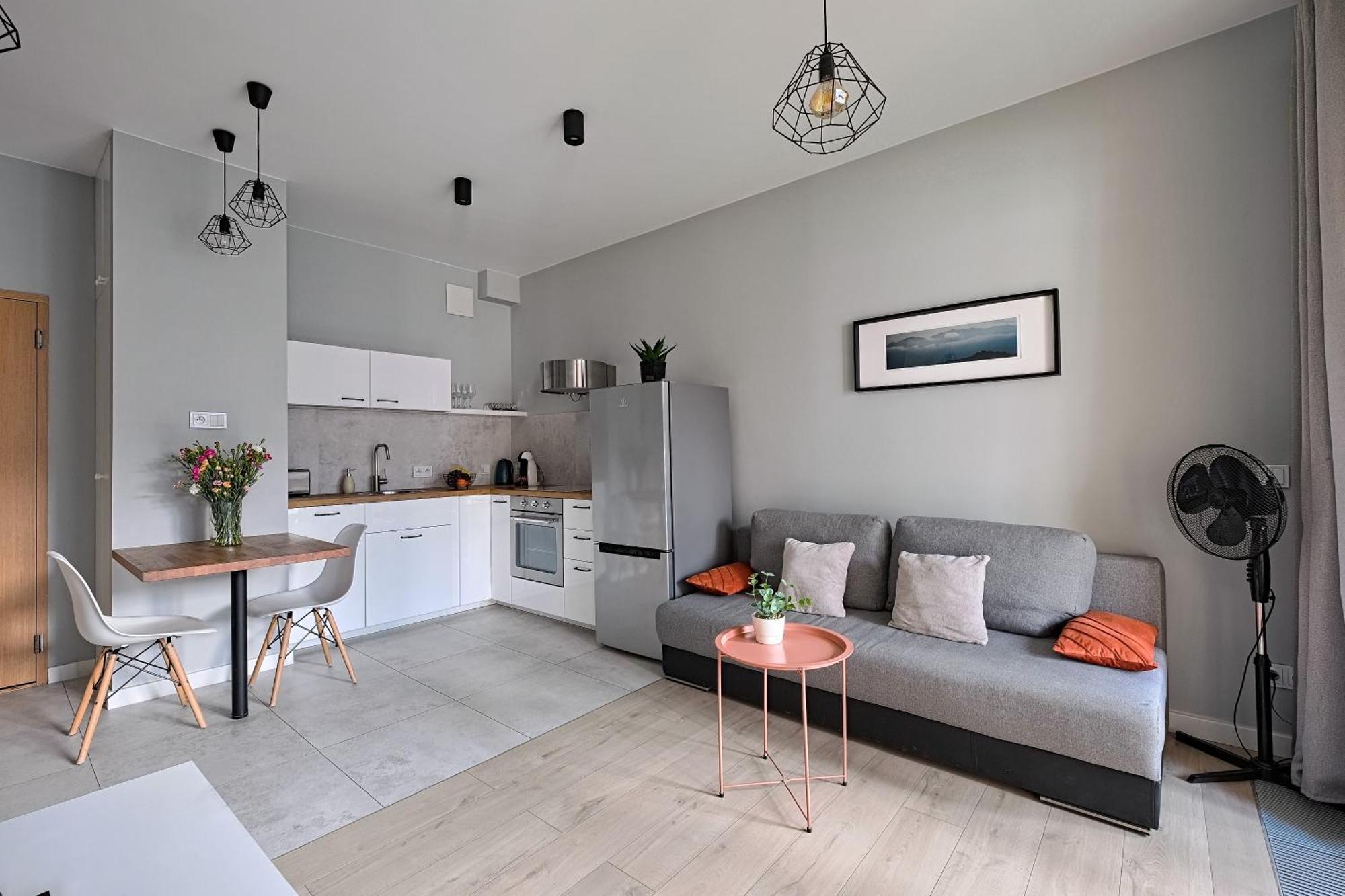 Superior One-Bedroom Apartment Balcony