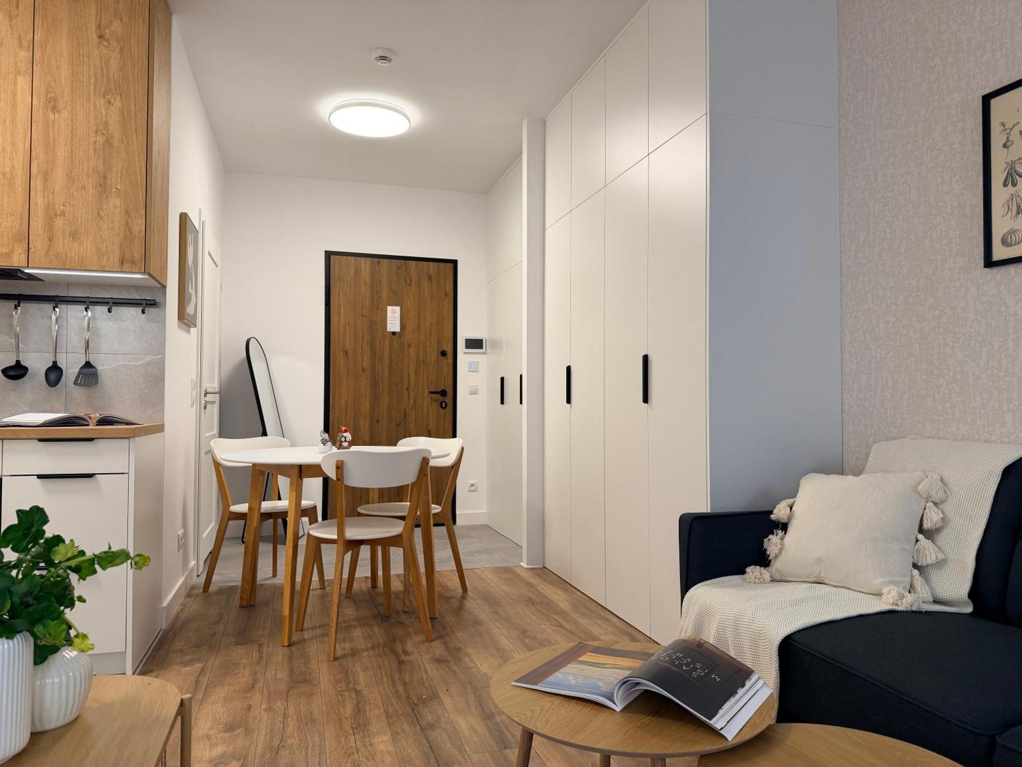 Superior One-Bedroom Apartment Balcony