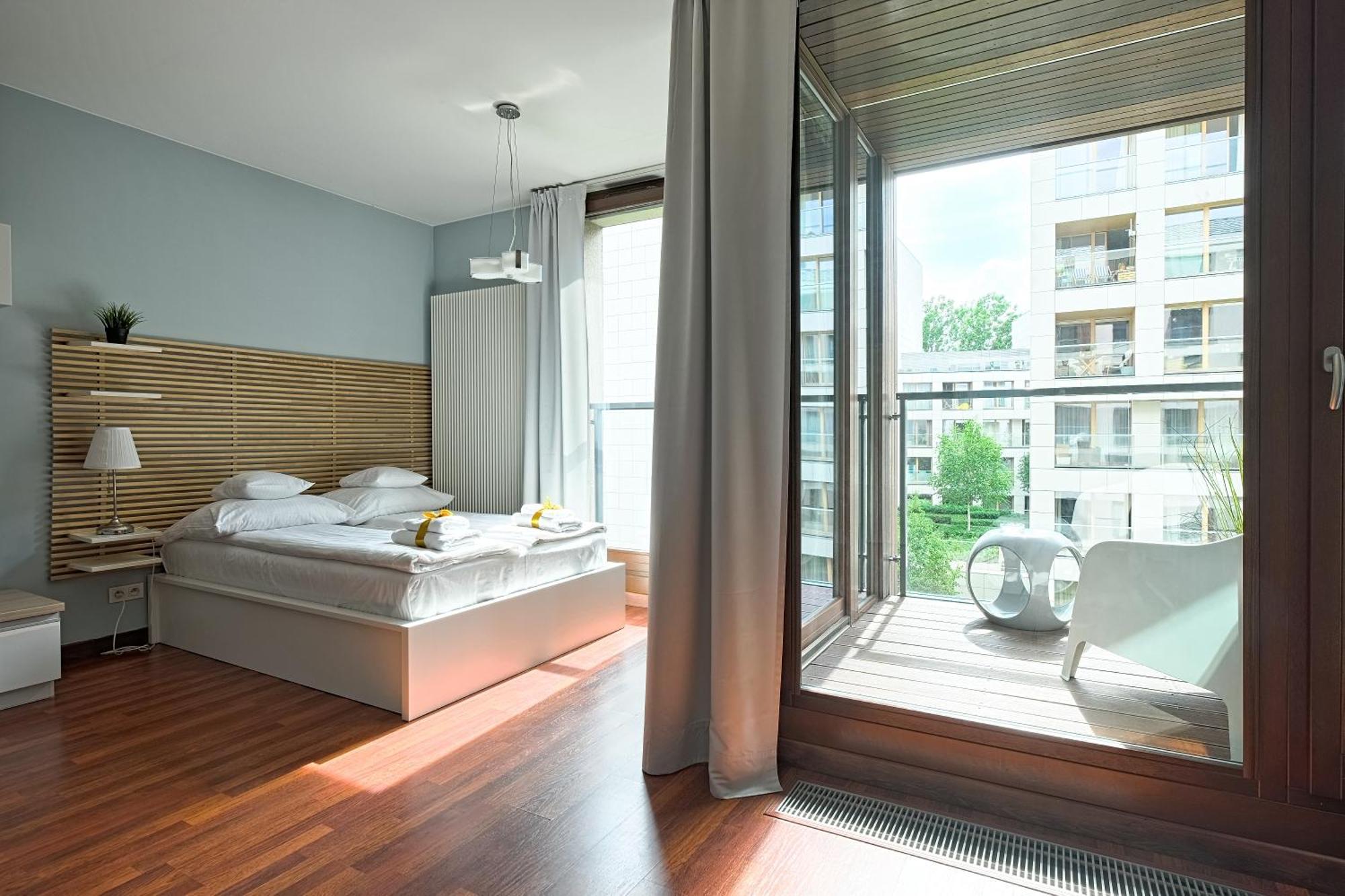 Studio Apartment Balcony