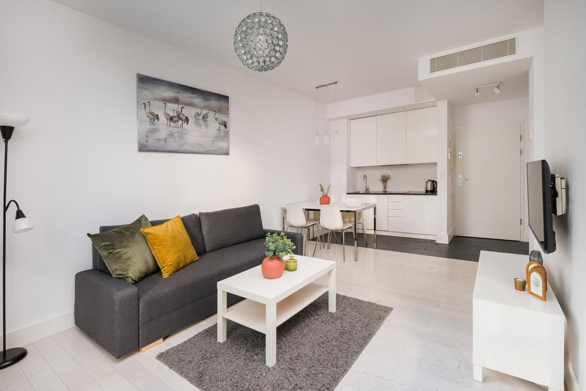 One-Bedroom Deluxe Apartment