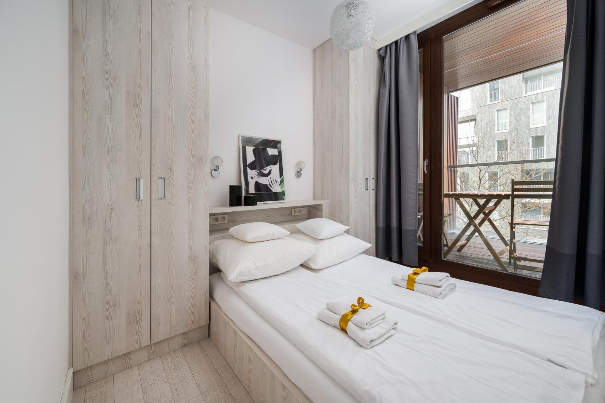 One-Bedroom Deluxe Apartment