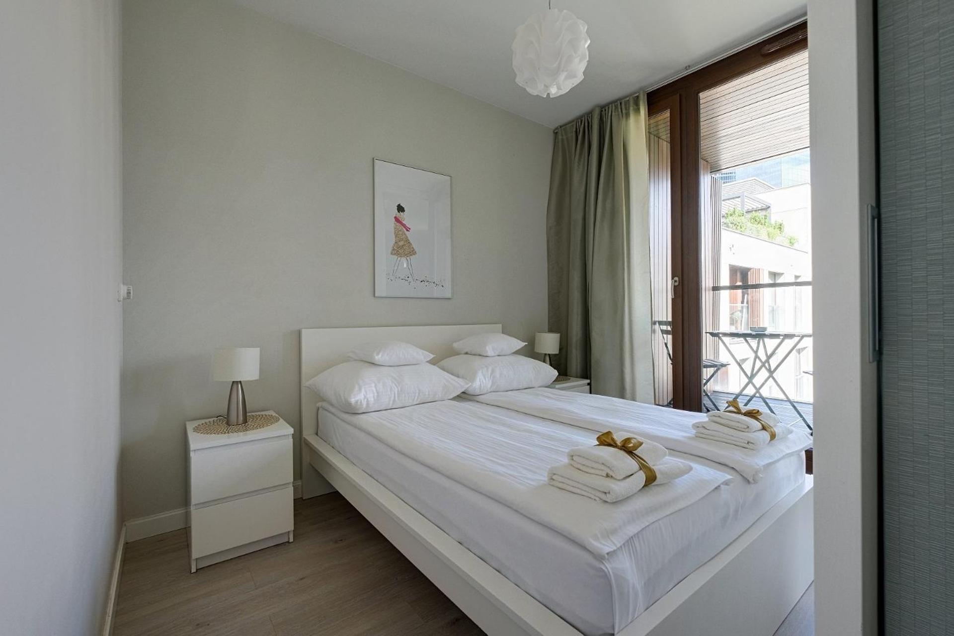 One-Bedroom Deluxe Apartment