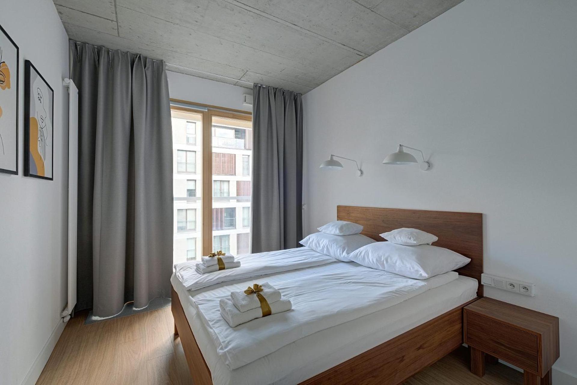 Superior One-Bedroom Apartment Balcony