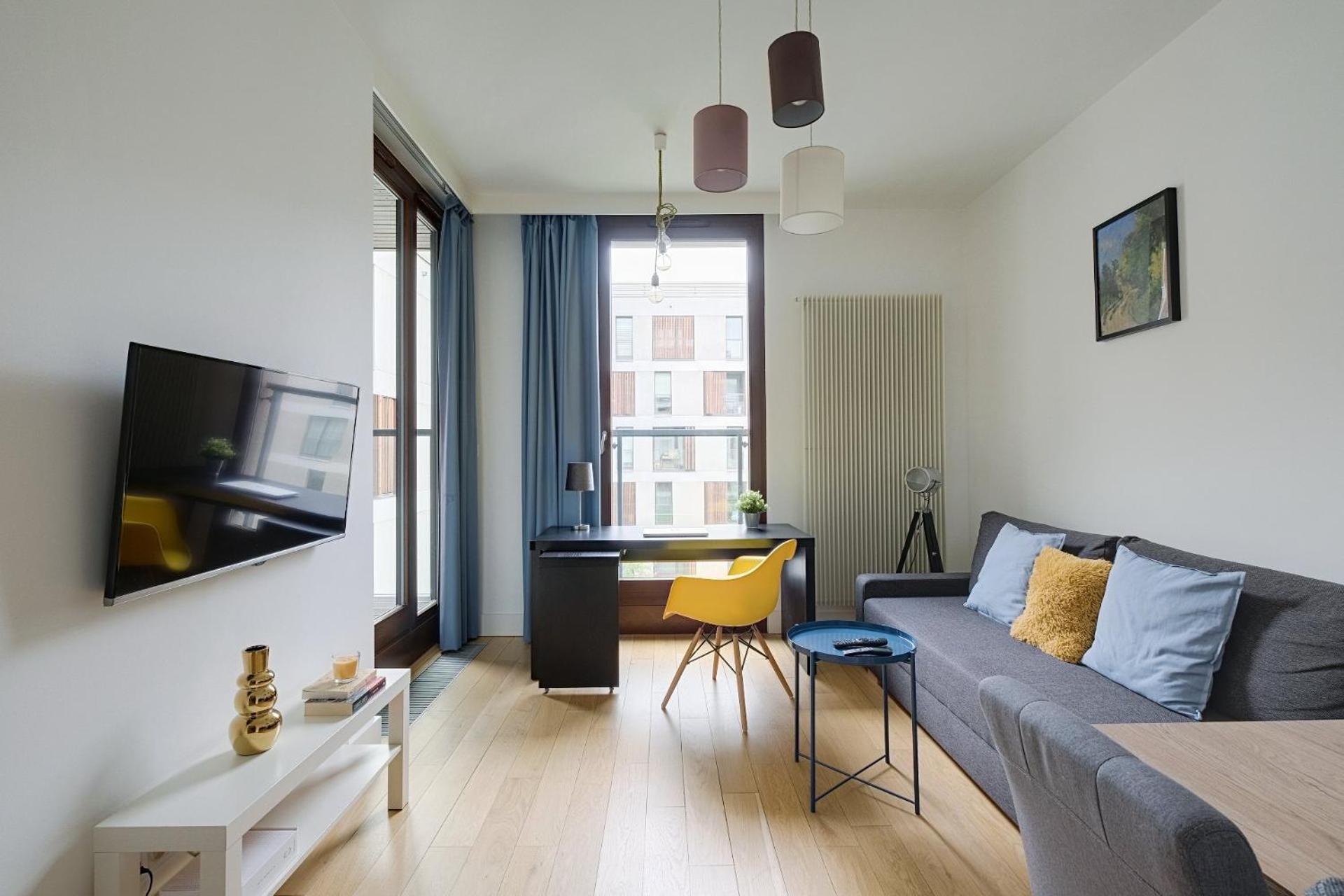 Superior One-Bedroom Apartment Balcony