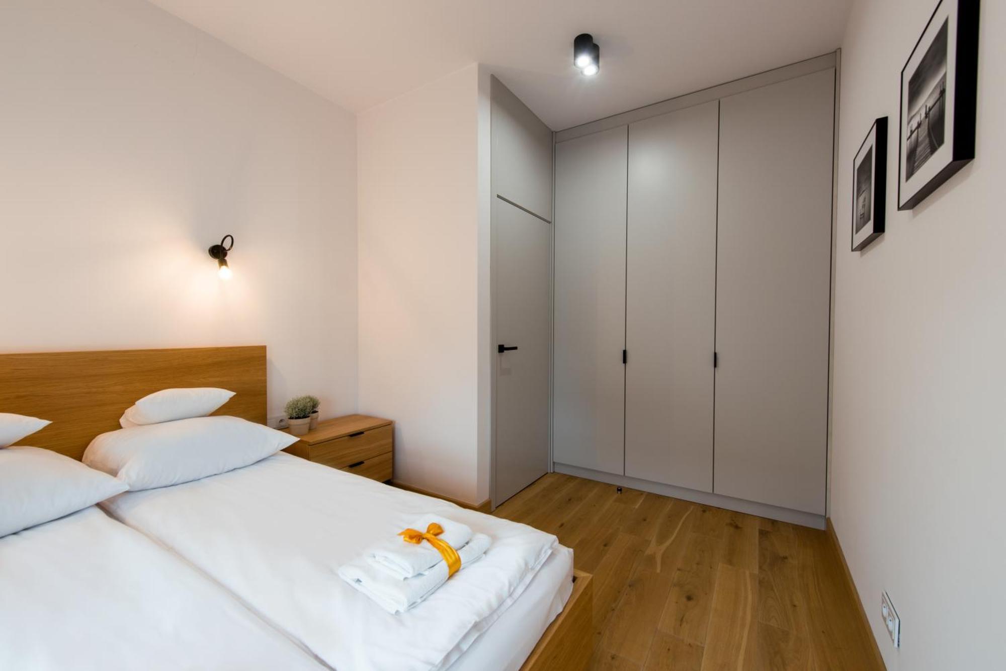 Superior One-Bedroom Apartment Balcony