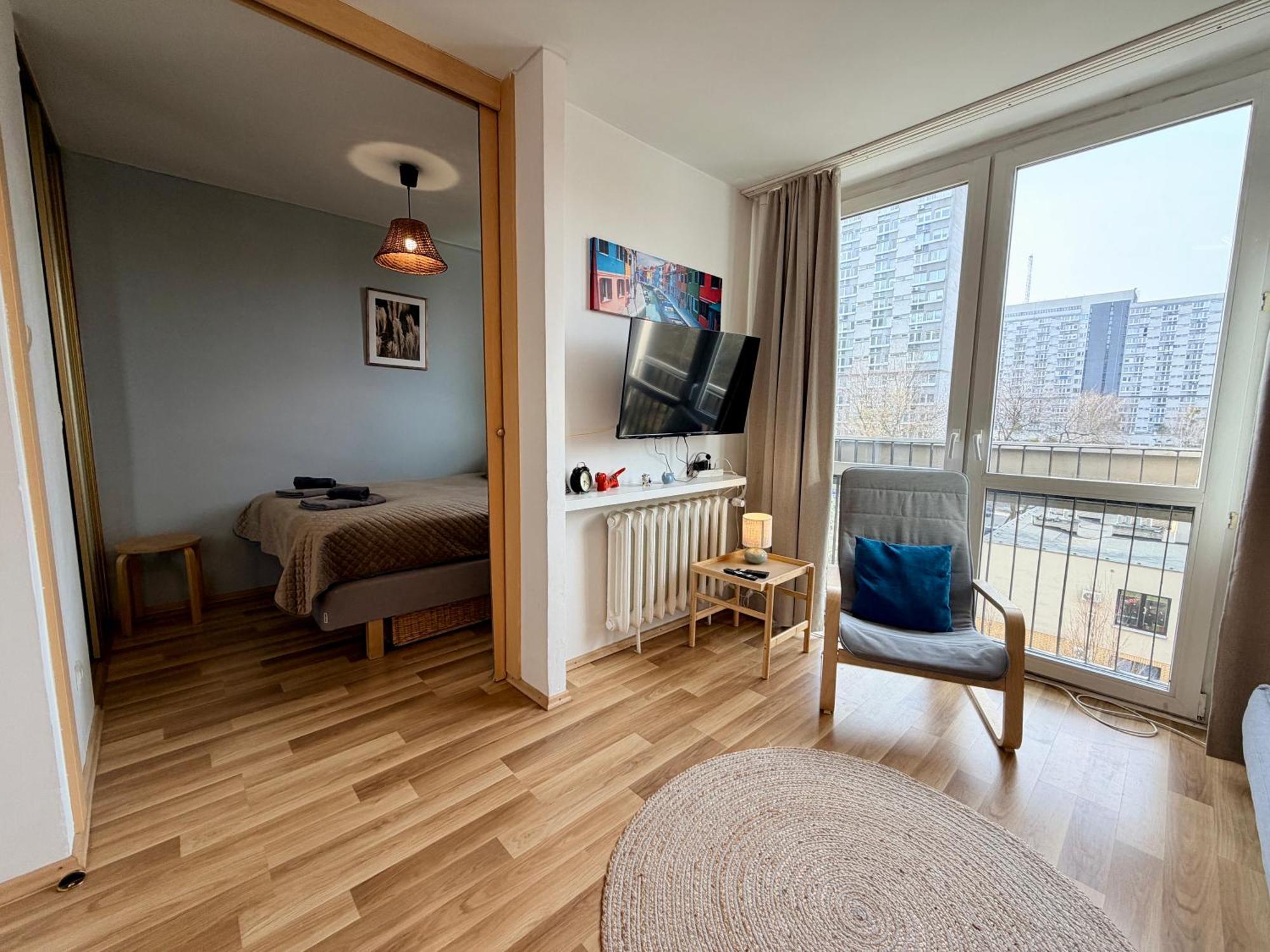 One-Bedroom Apartment
