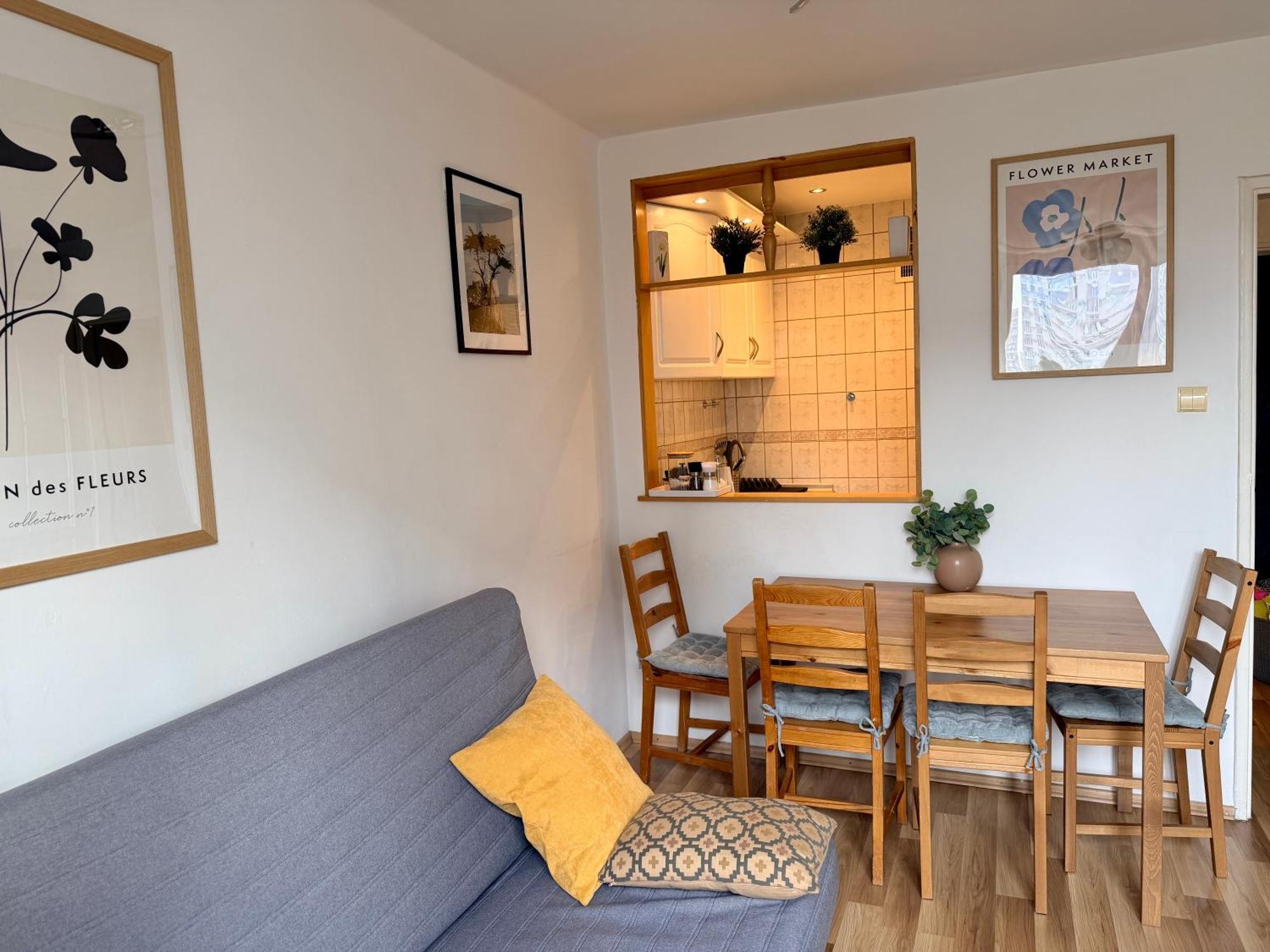 One-Bedroom Apartment