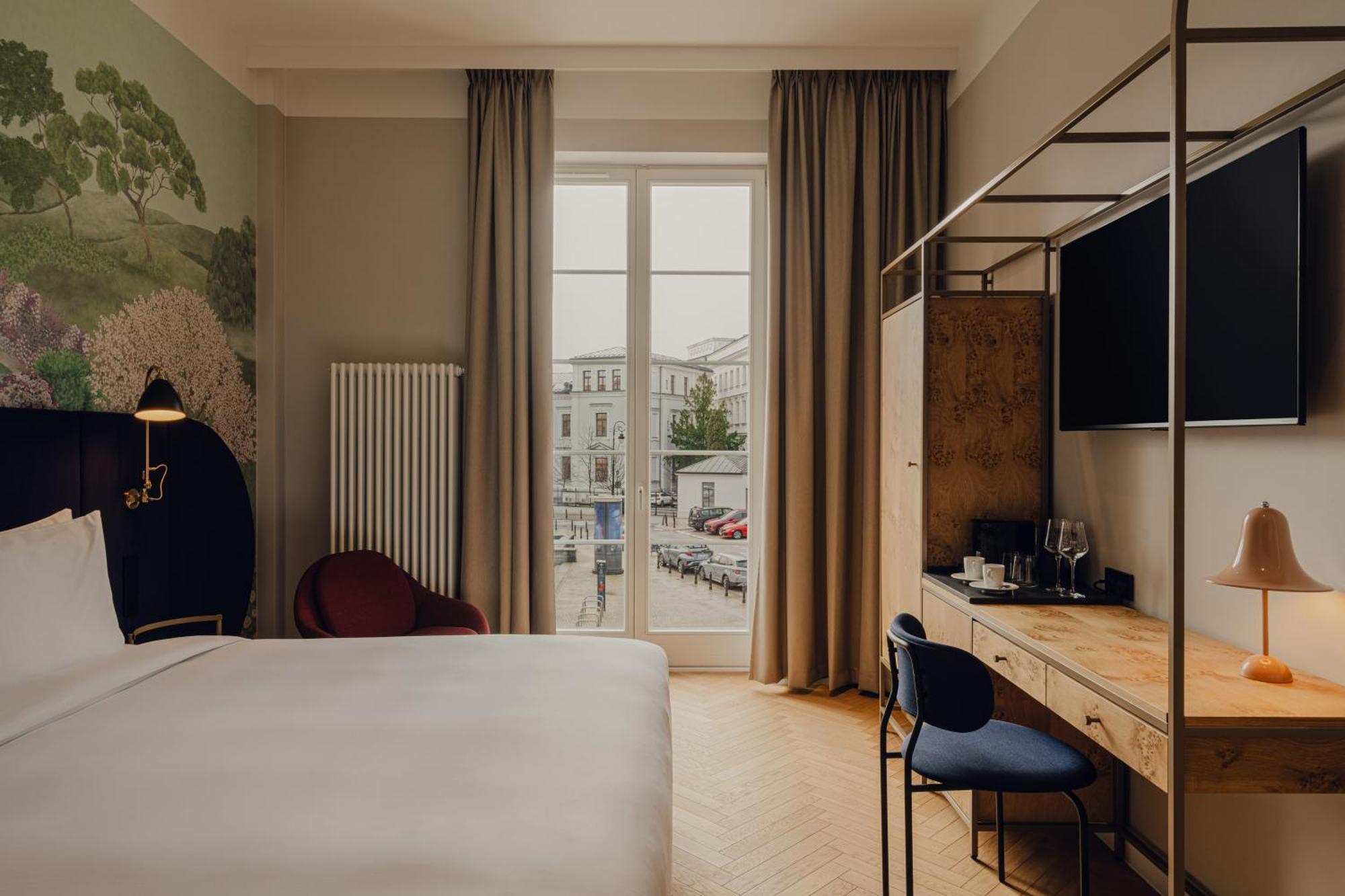 Standard King Room