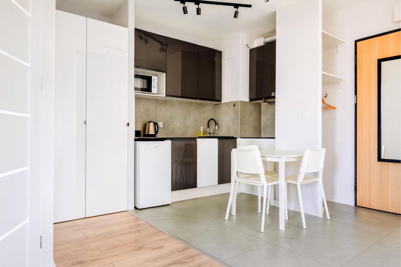 One-Bedroom Apartment