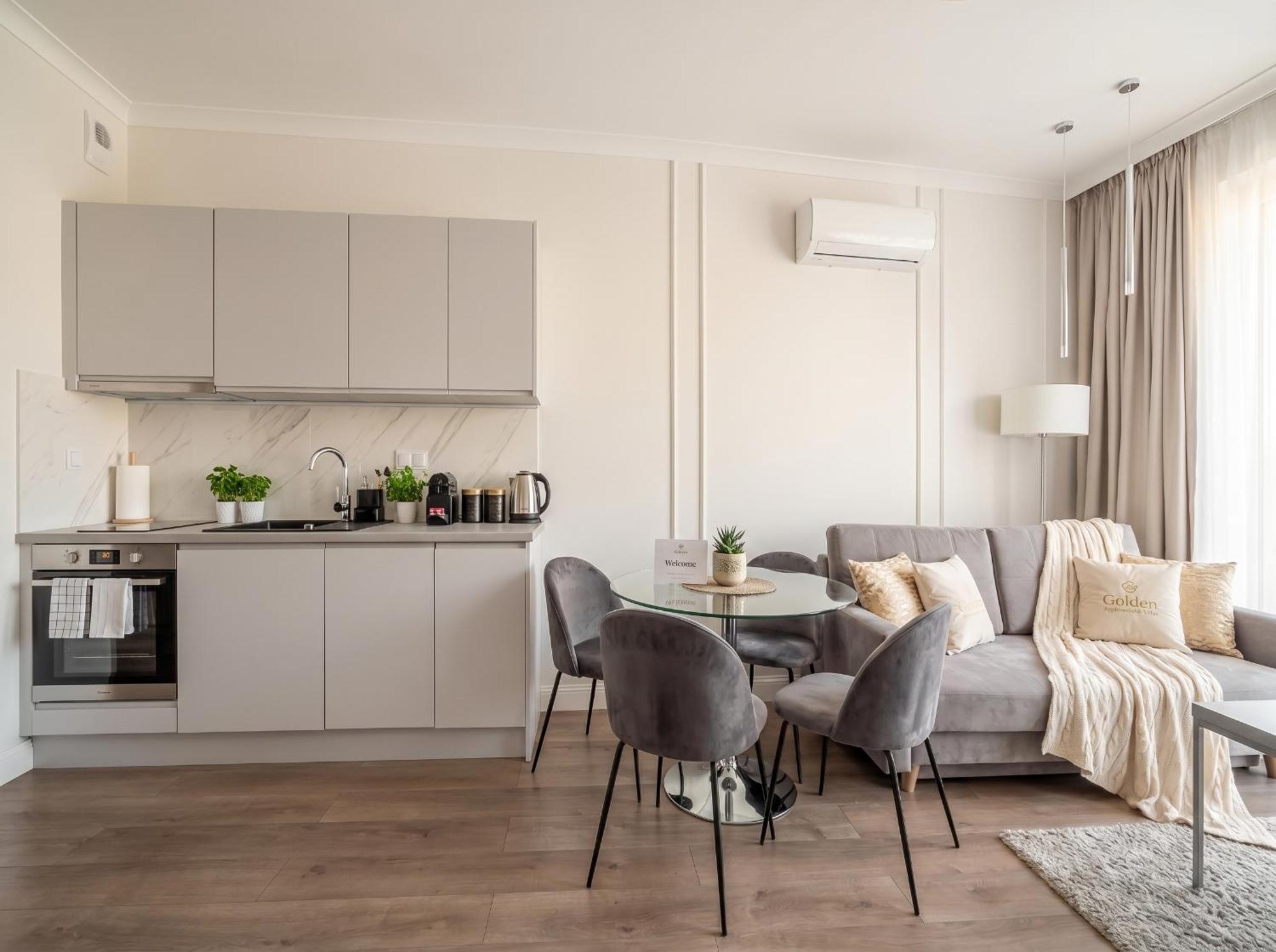 One-Bedroom Apartment