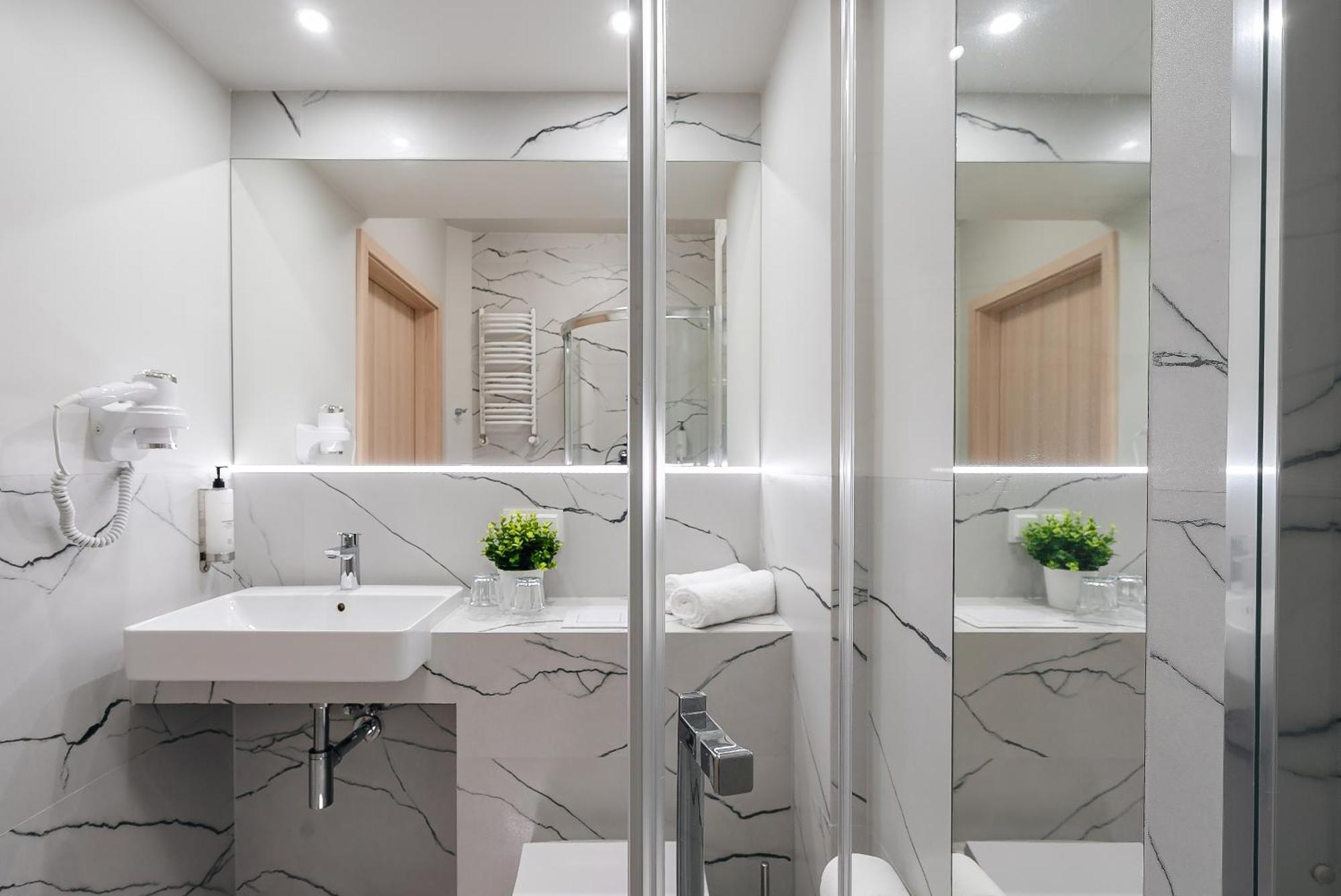 Comfort Twin Room
