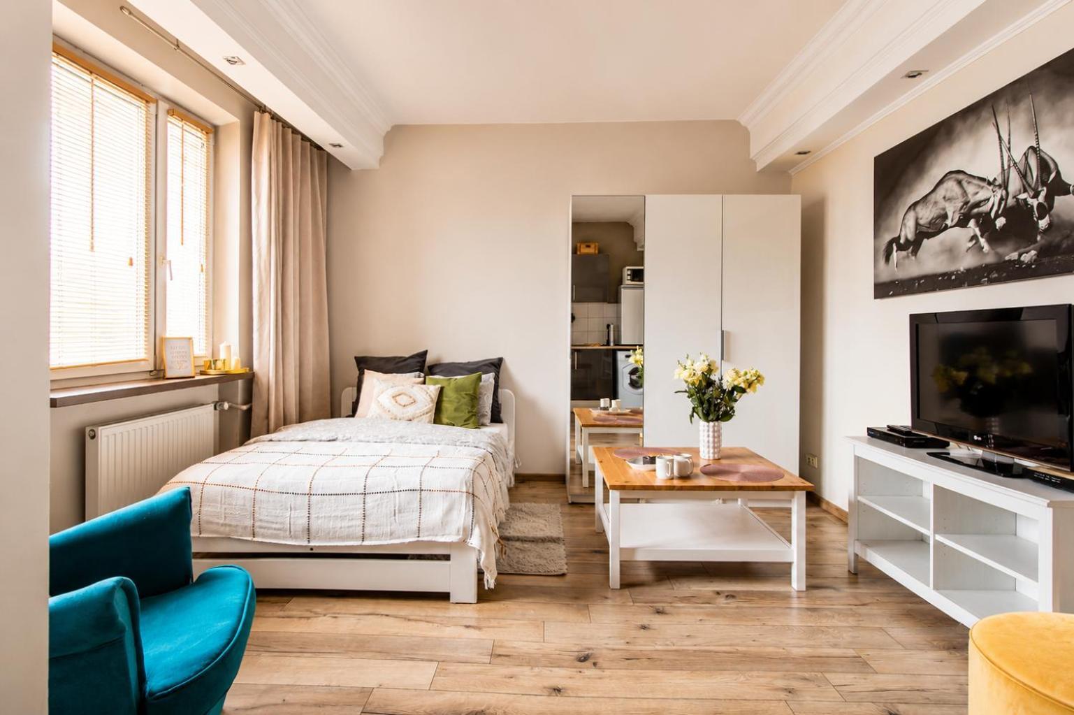Studio Apartment