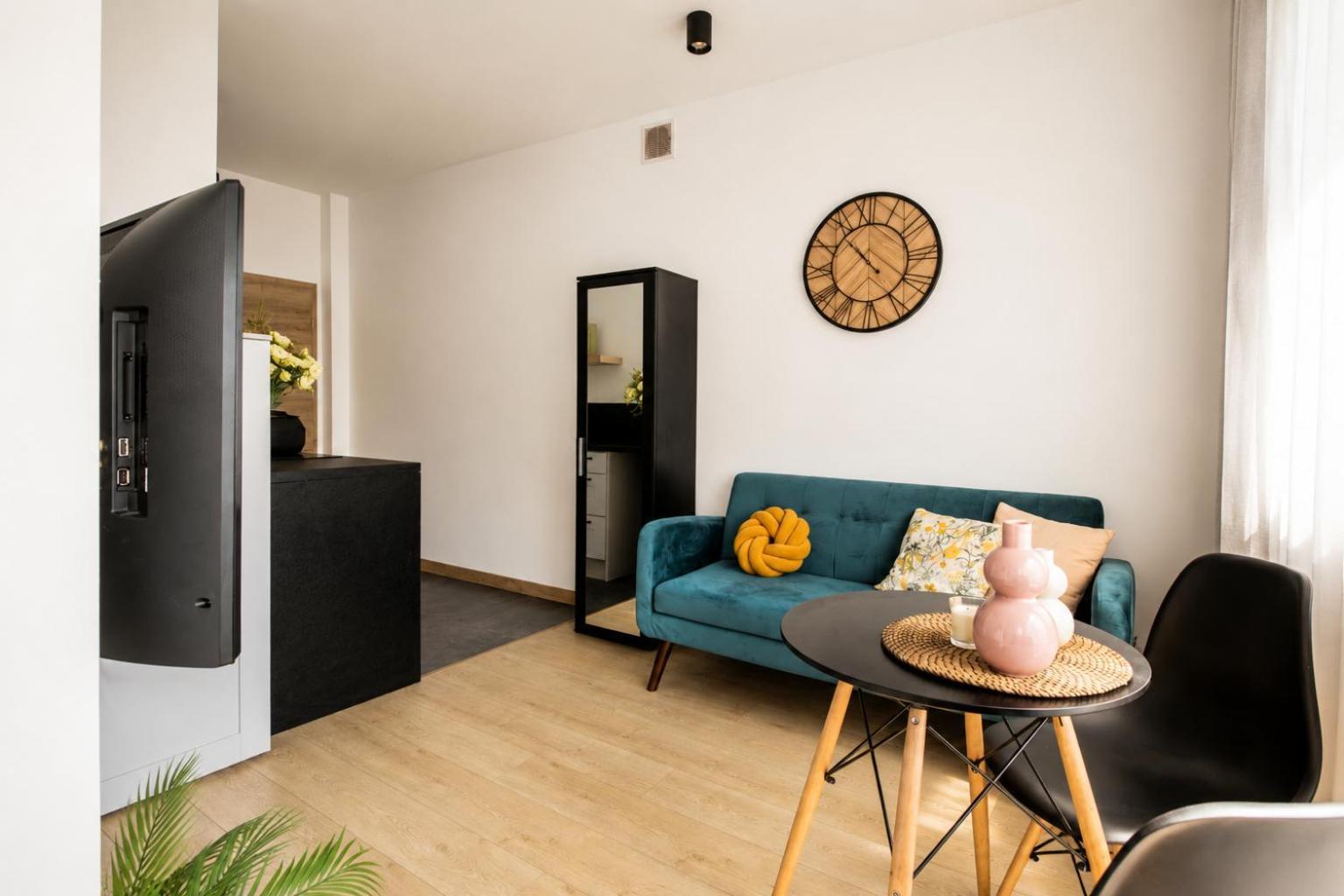 Studio Apartment