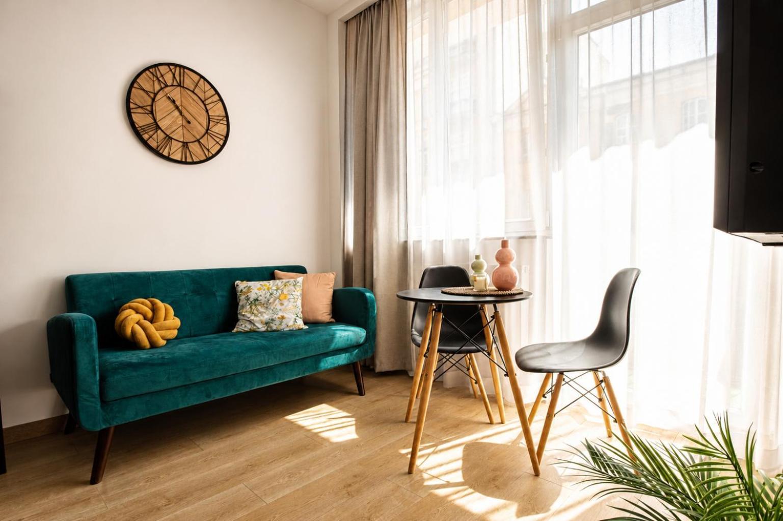Studio Apartment