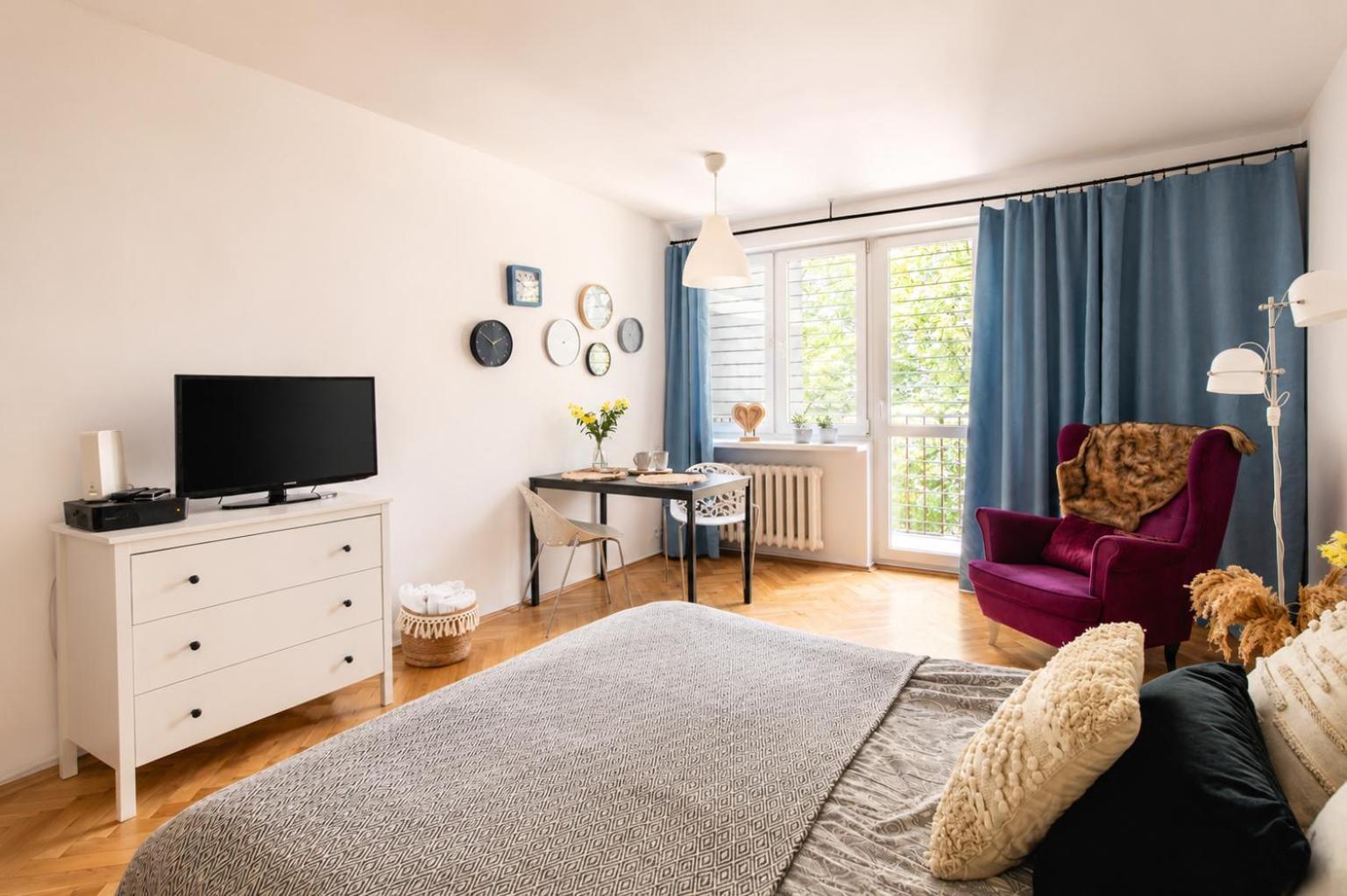 Studio Apartment