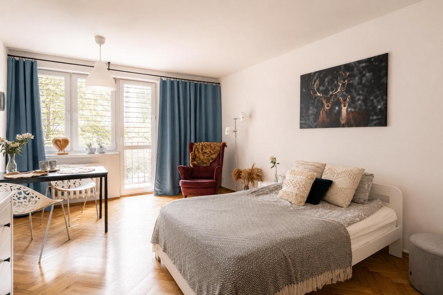 Studio Apartment
