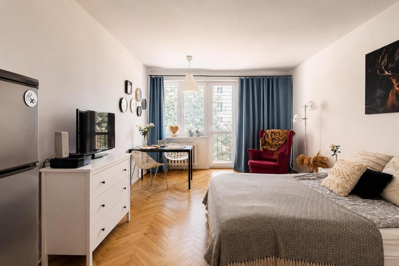 Studio Apartment