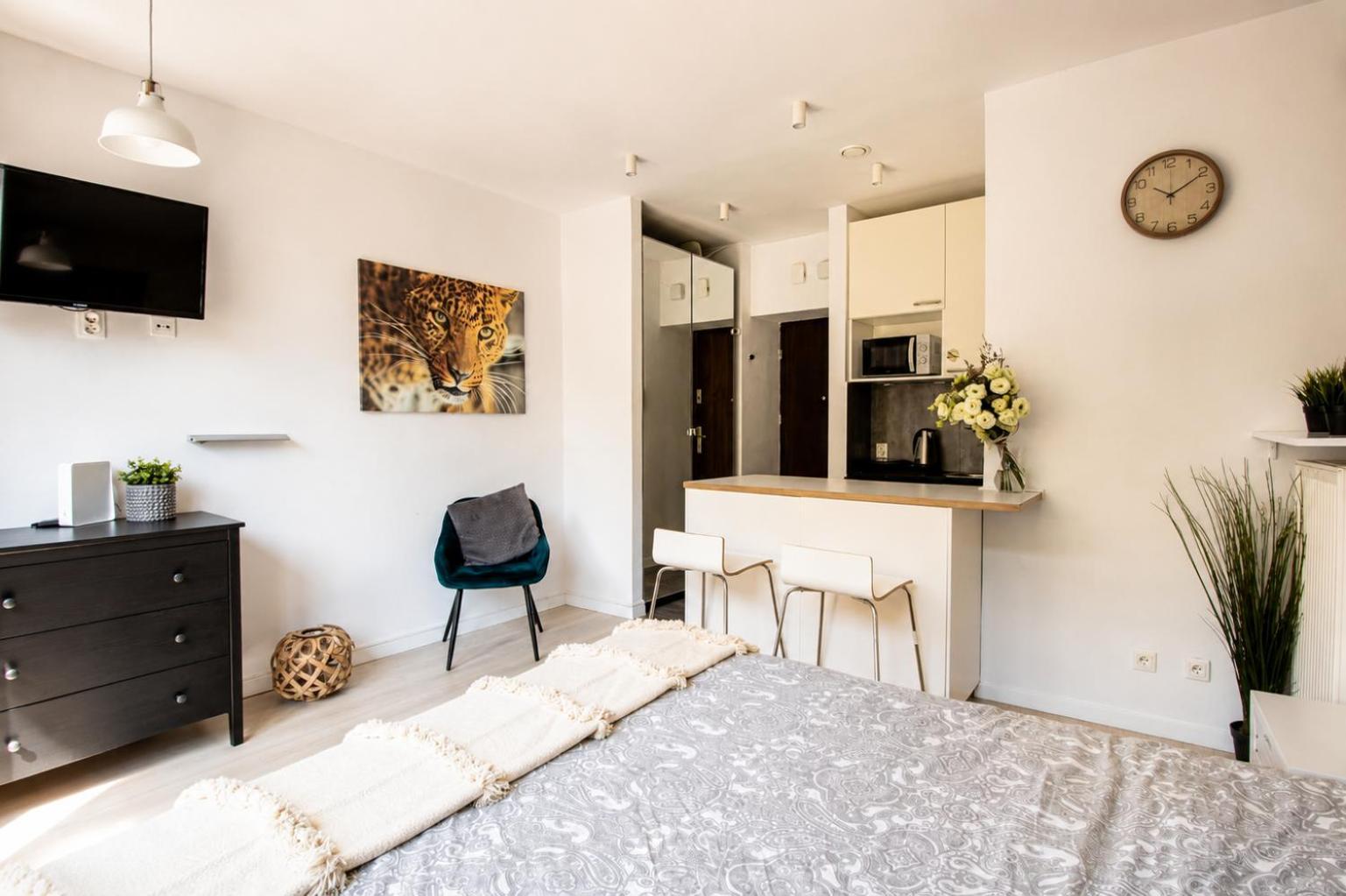 Studio Apartment