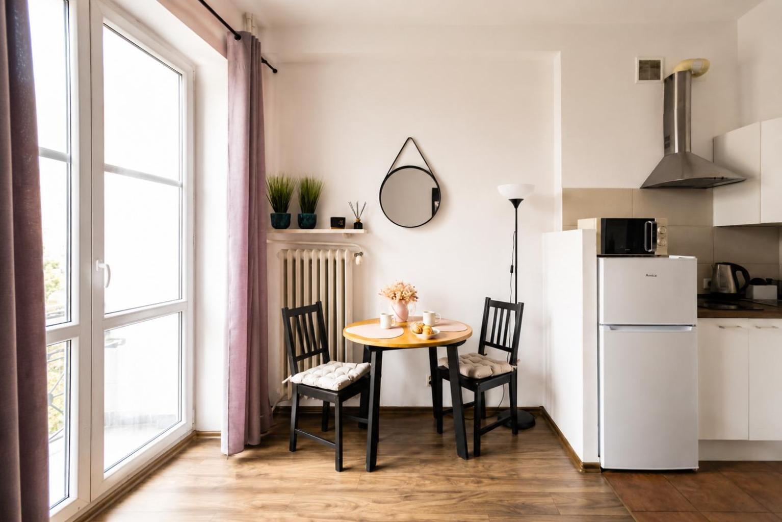 Studio Apartment