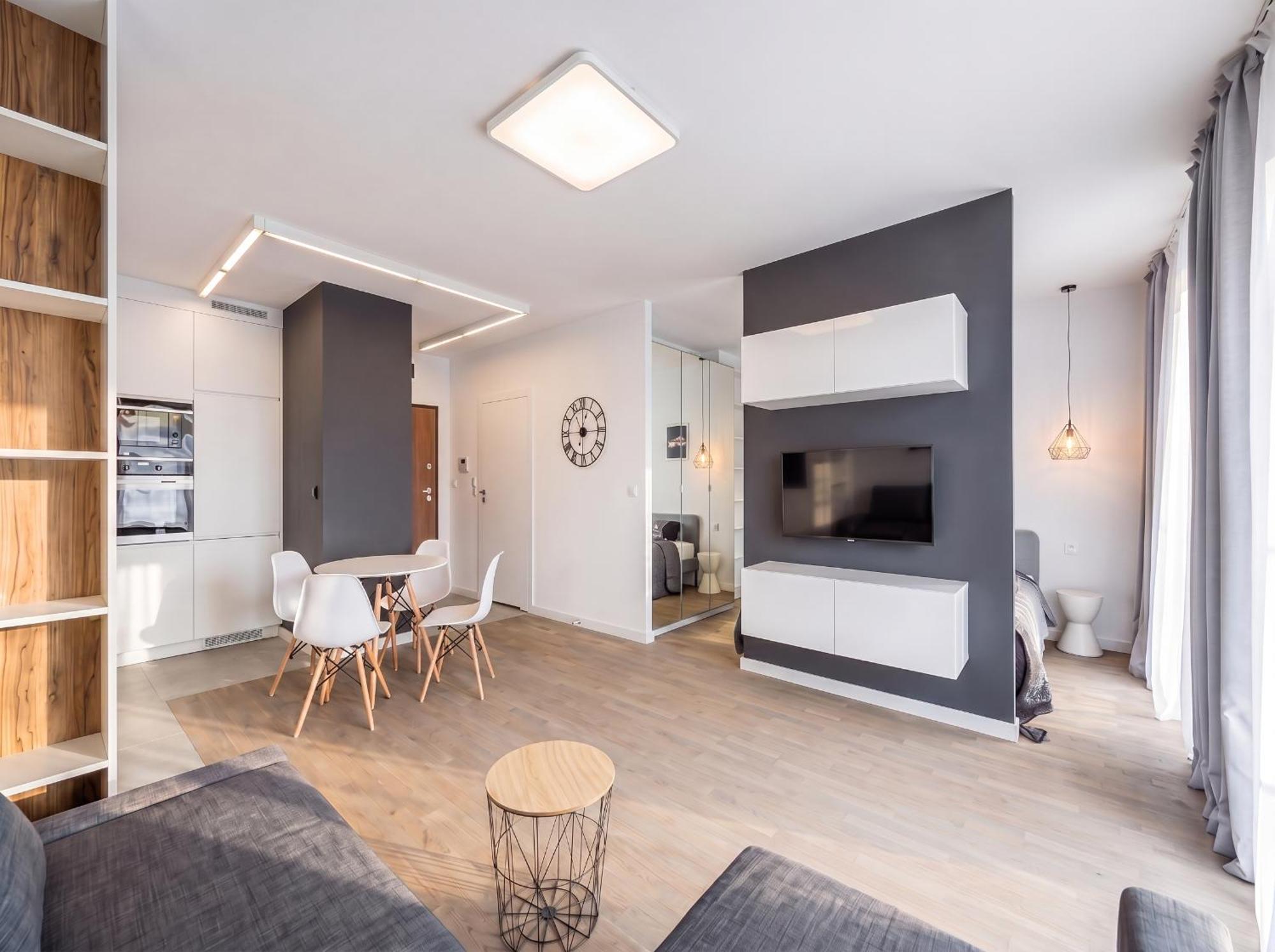 Studio Apartment