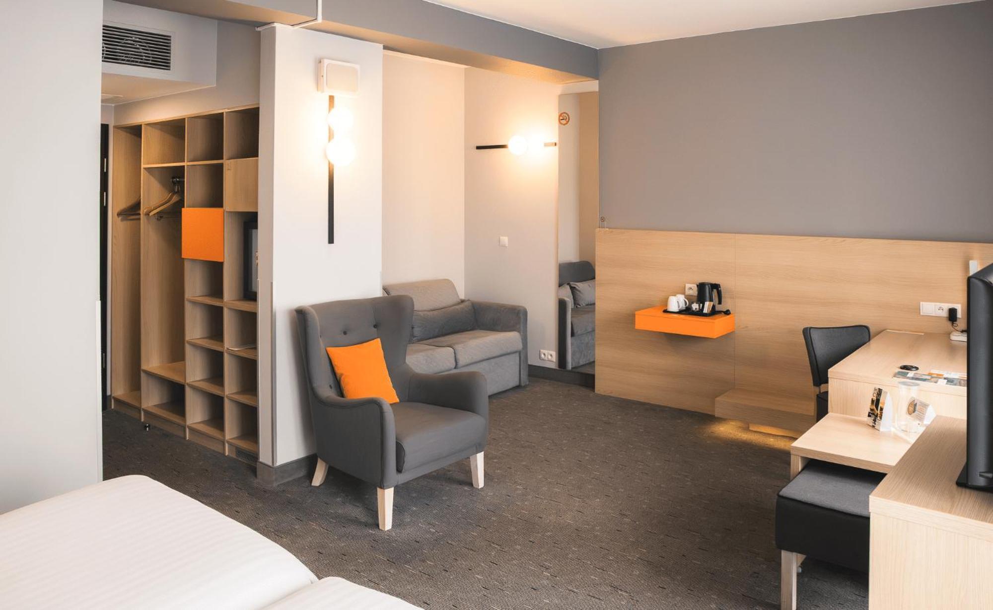 Deluxe Twin Room