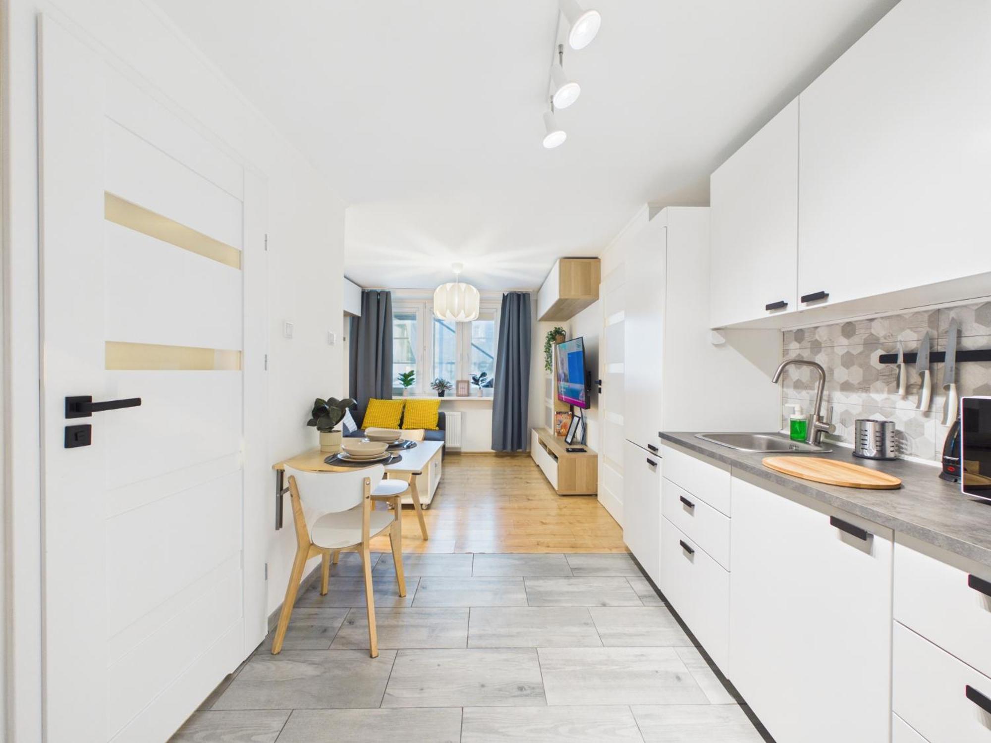 One-Bedroom Apartment