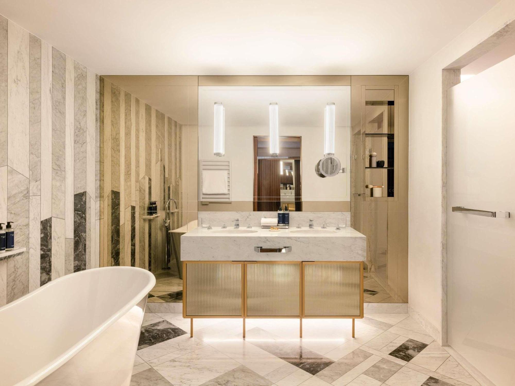 Executive King Suite