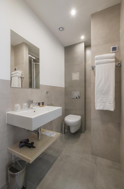 Premium Twin Room