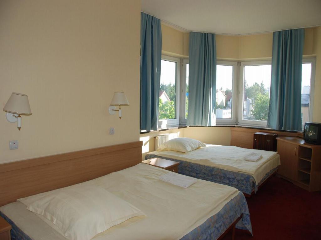 Two-Bedroom Suite