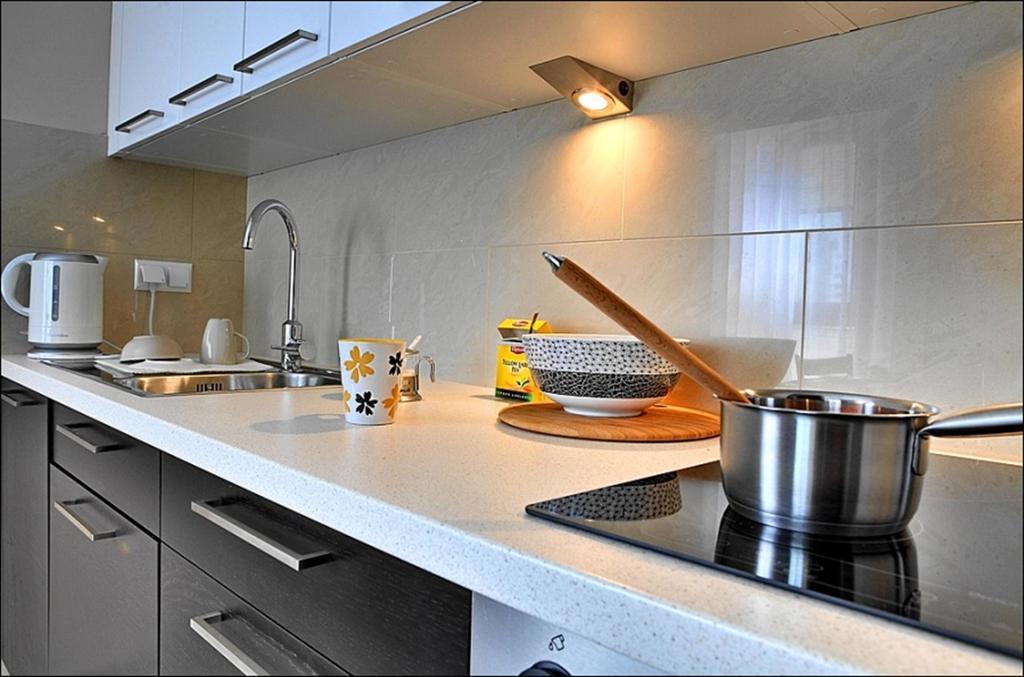 One-Bedroom Apartment Giełdowa 4c Street