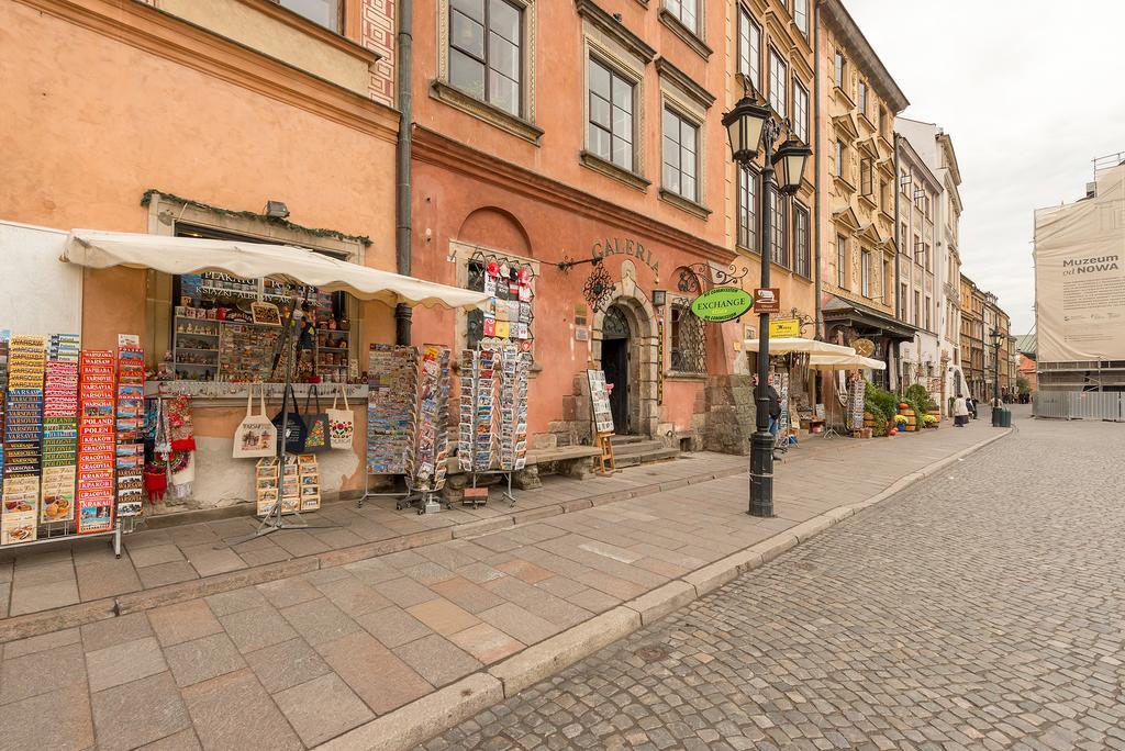 Superior One-Bedroom Apartment 21 or 21a Rynek Starego Miasta Street