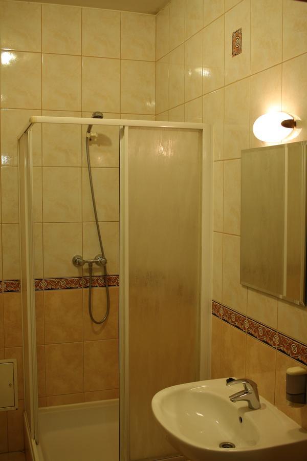 Triple Room Private External Bathroom