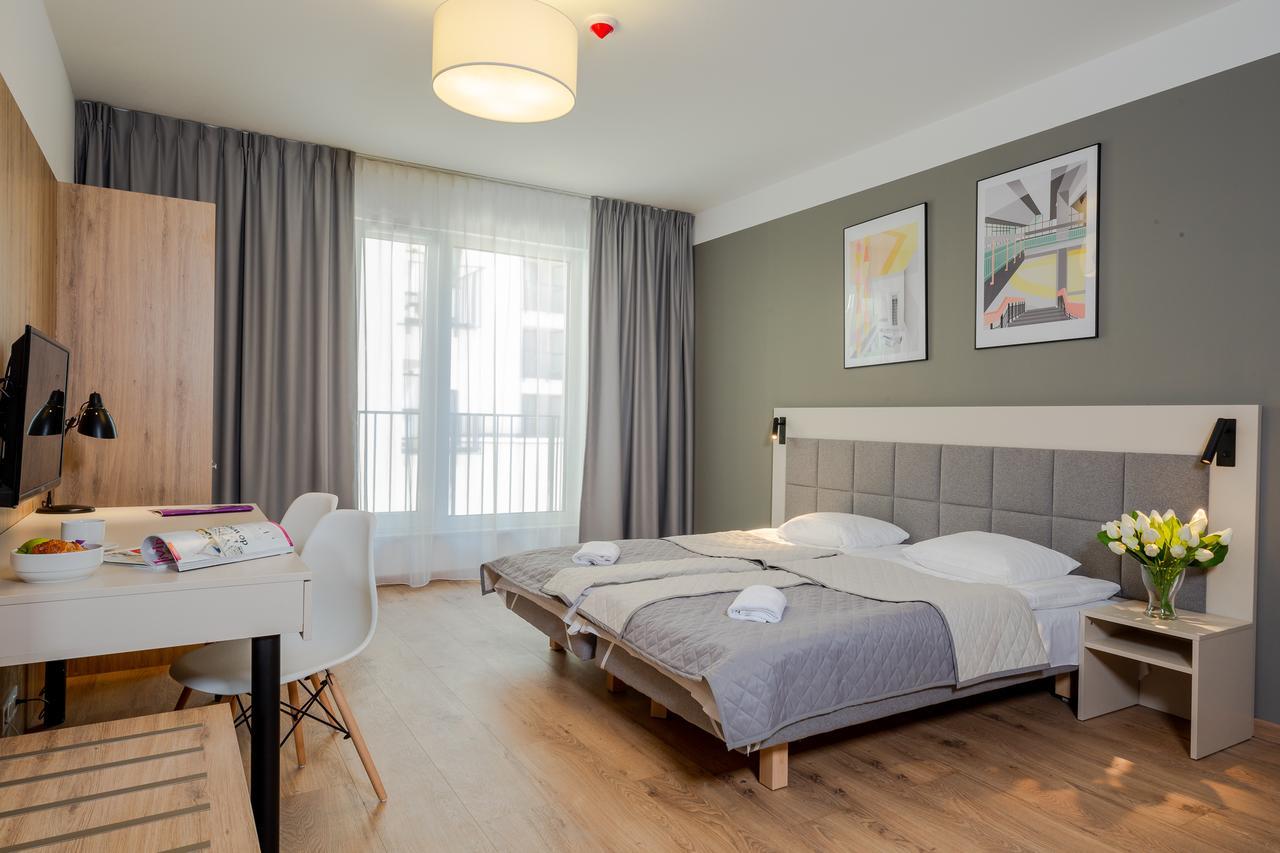Deluxe Studio Apartment Kitchenette