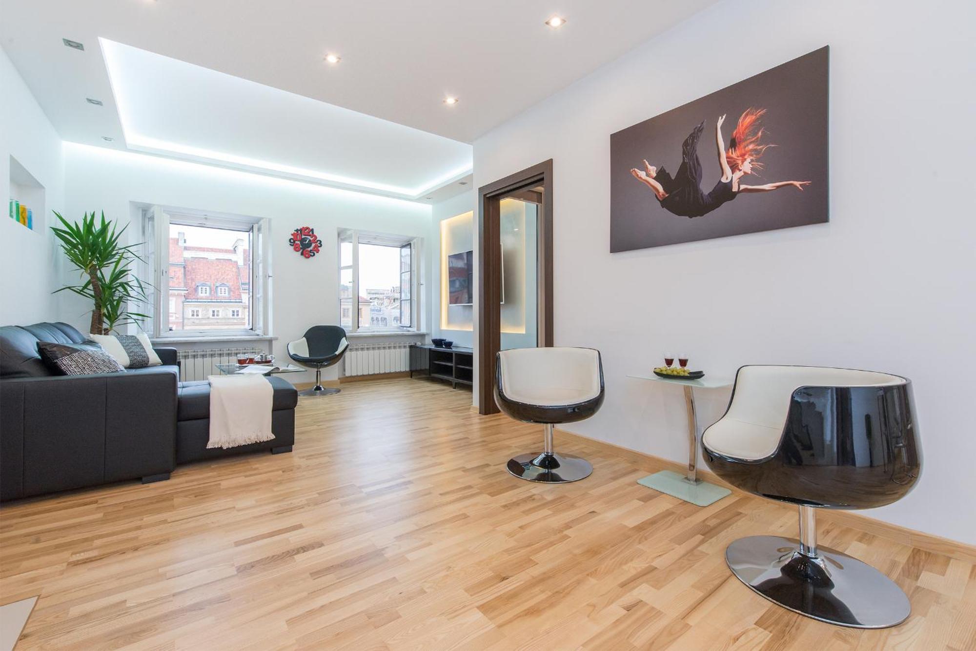 Superior One-Bedroom Apartment 21 or 21a Rynek Starego Miasta Street