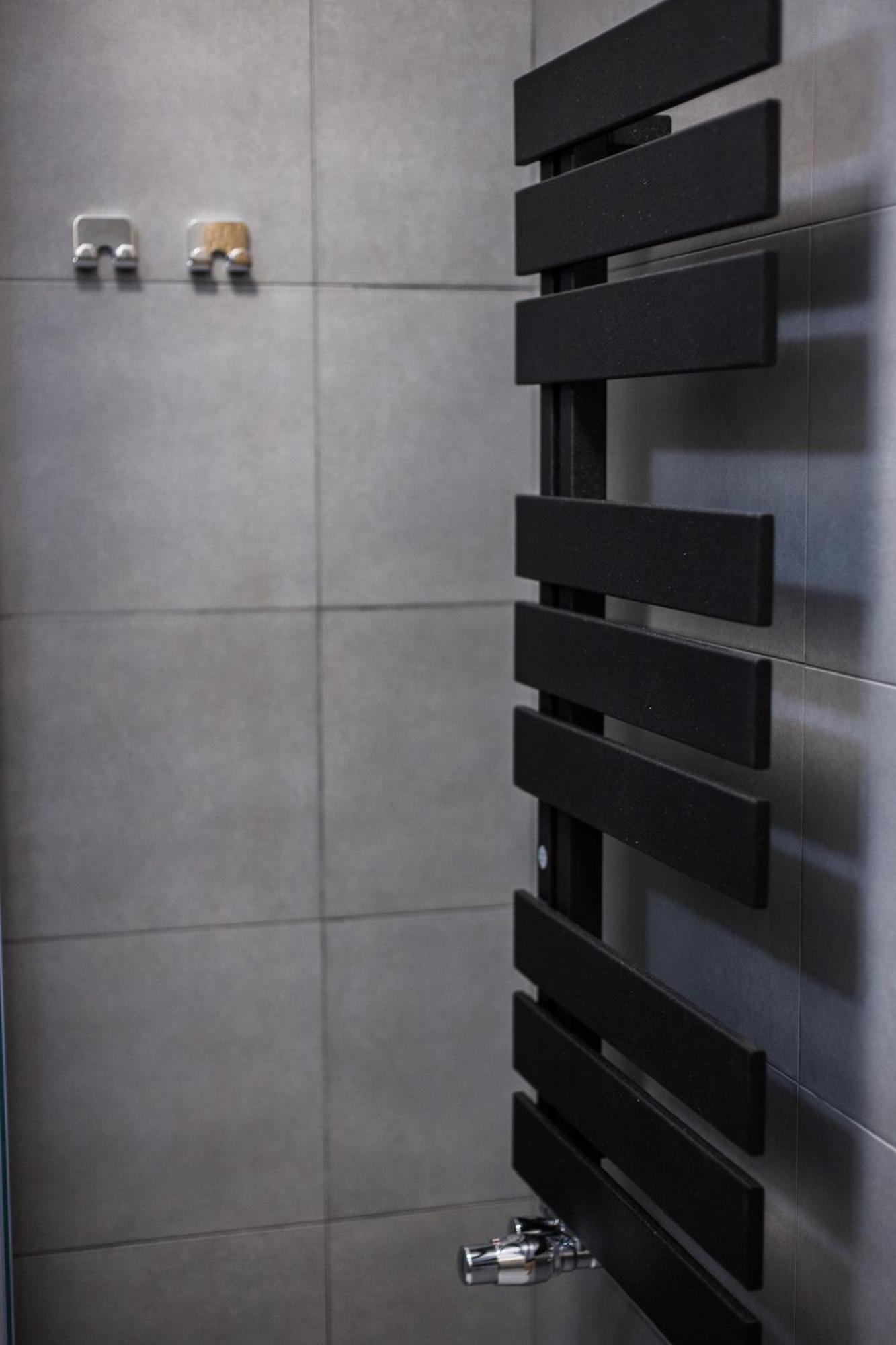 Large Single Room