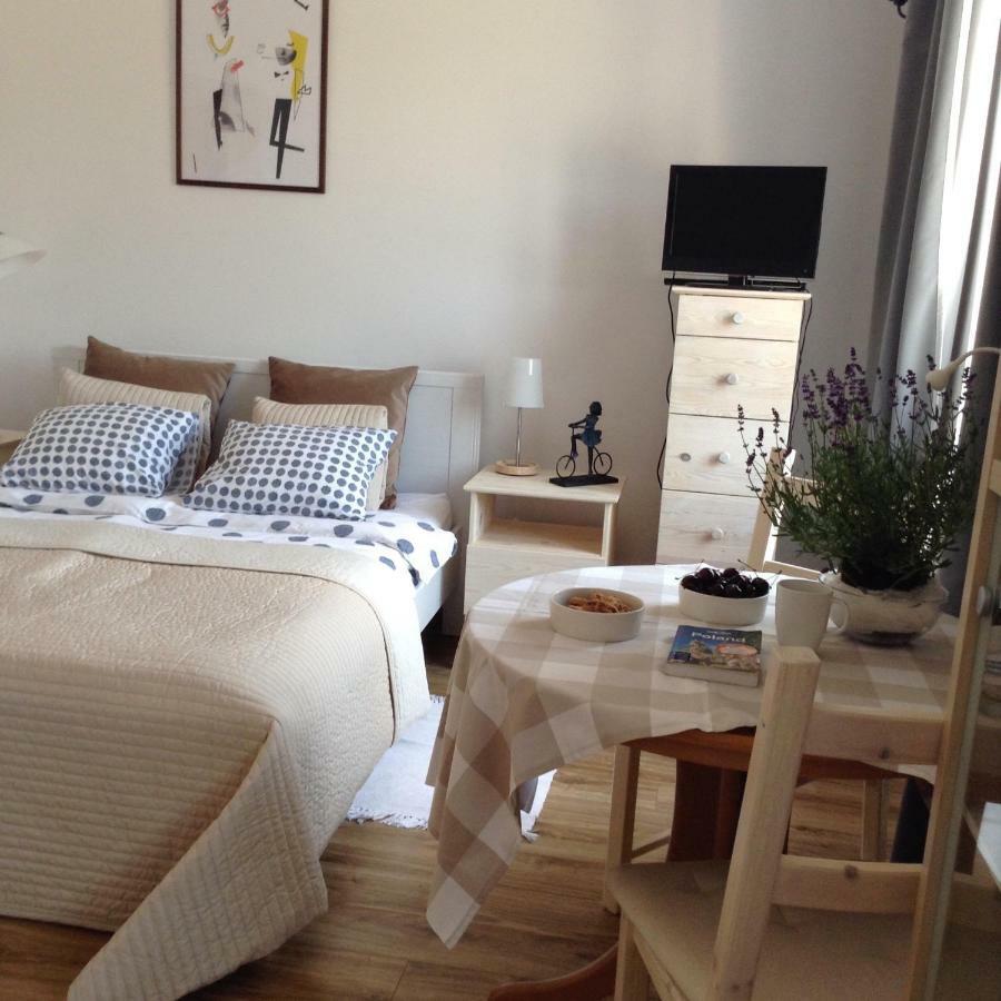 Studio Apartment