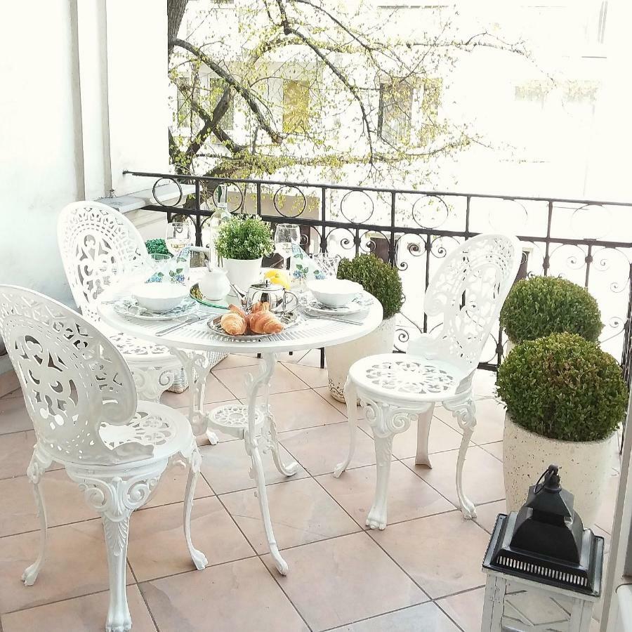 Apartment Terrace