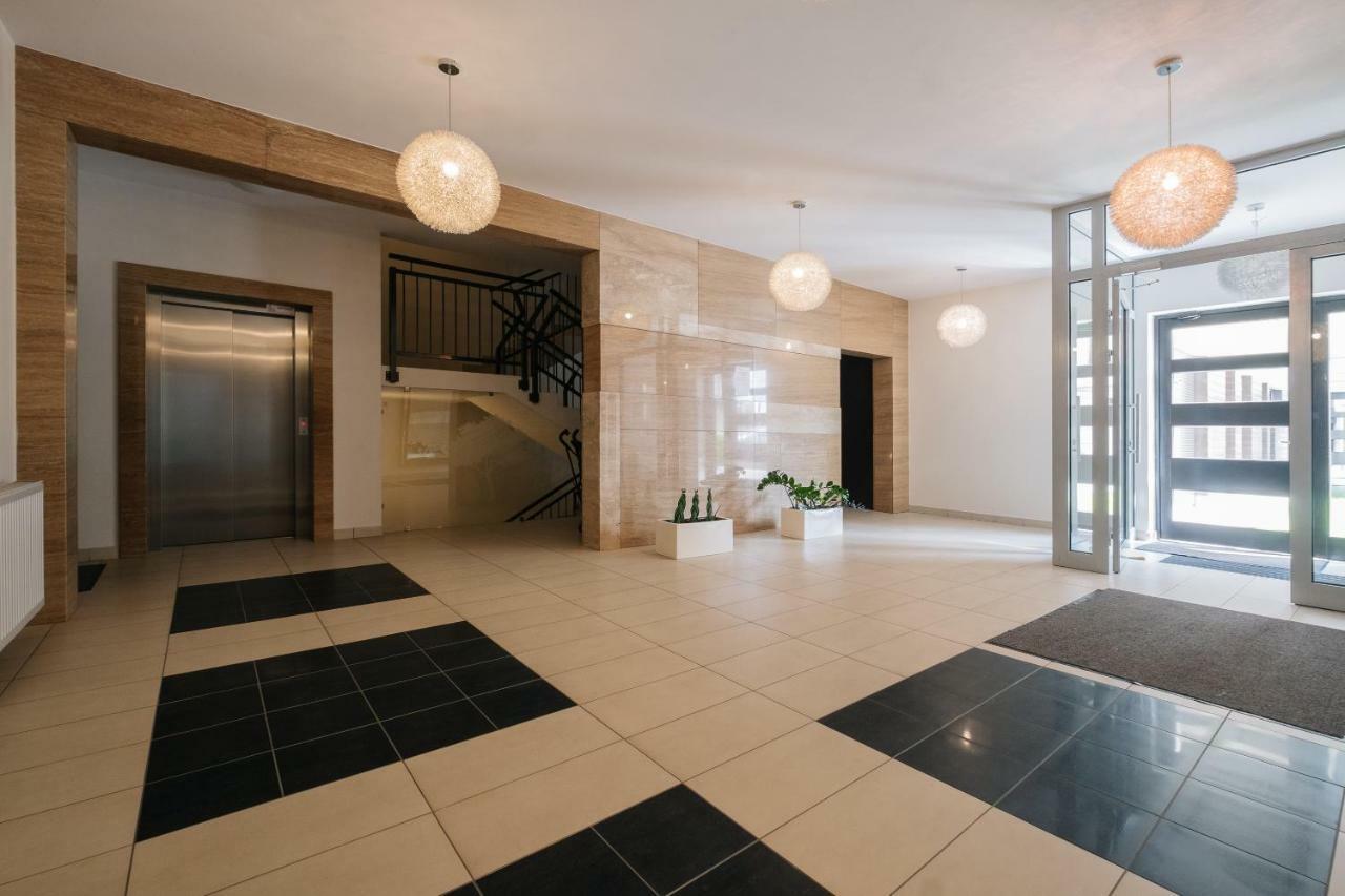 Superior Apartment