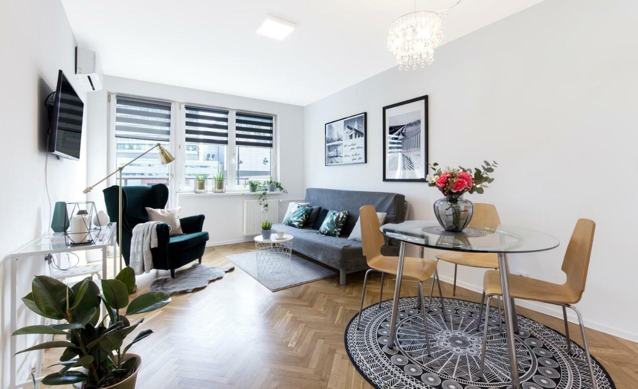 Deluxe Apartment Balcony