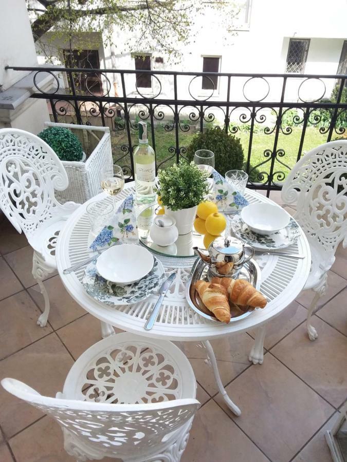 Apartment Terrace