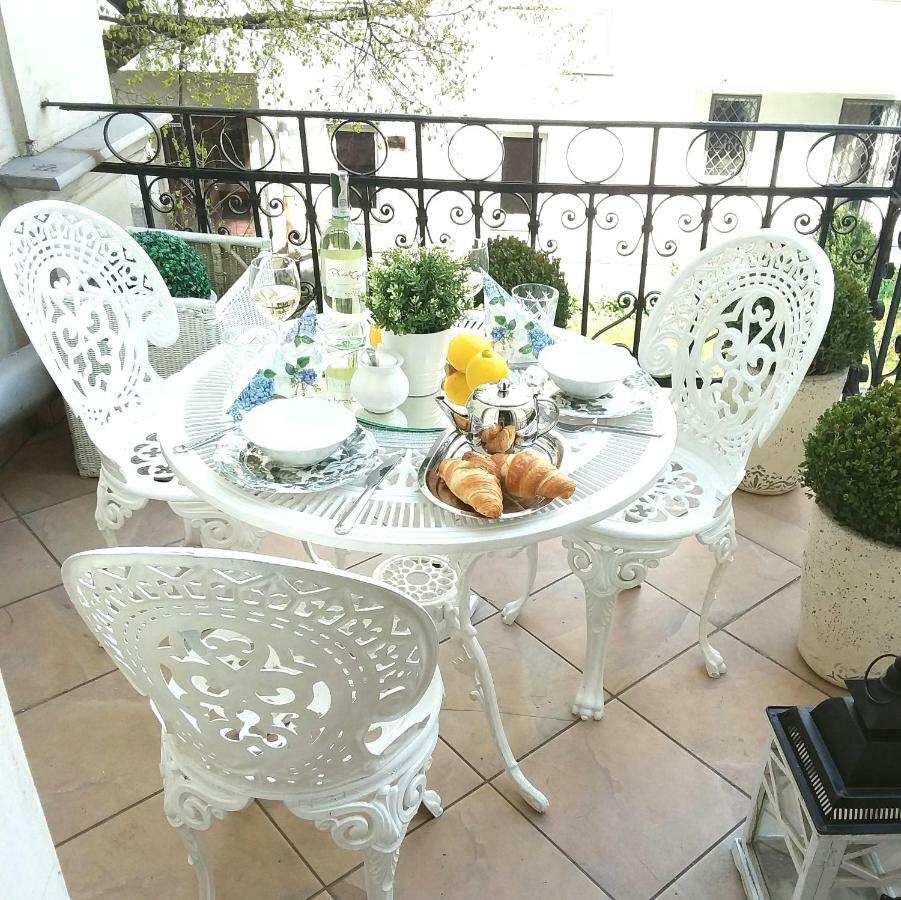 Apartment Terrace