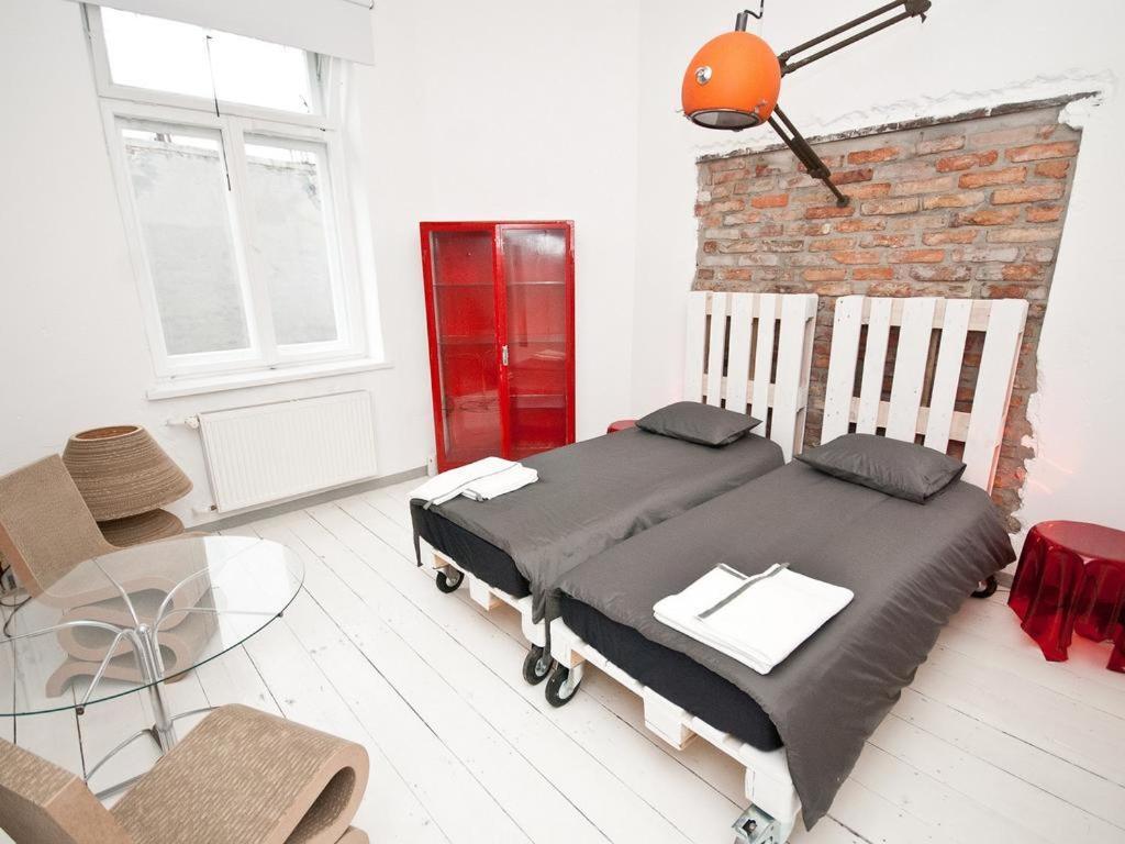 Double Room Private External Bathroom