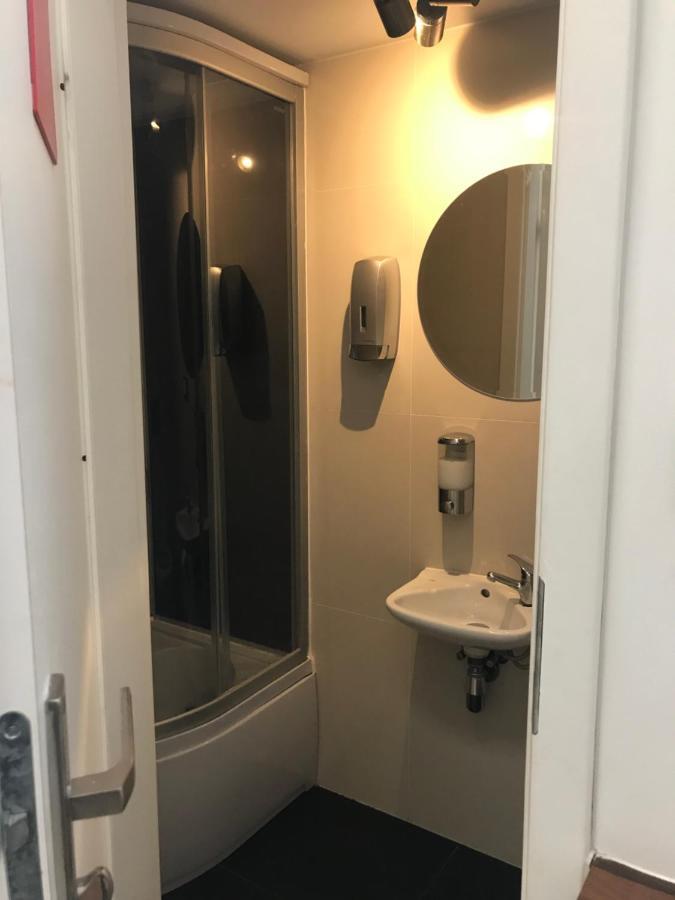 Apartment Shower