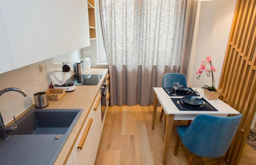 Shortstaypoland Apartamenty-1