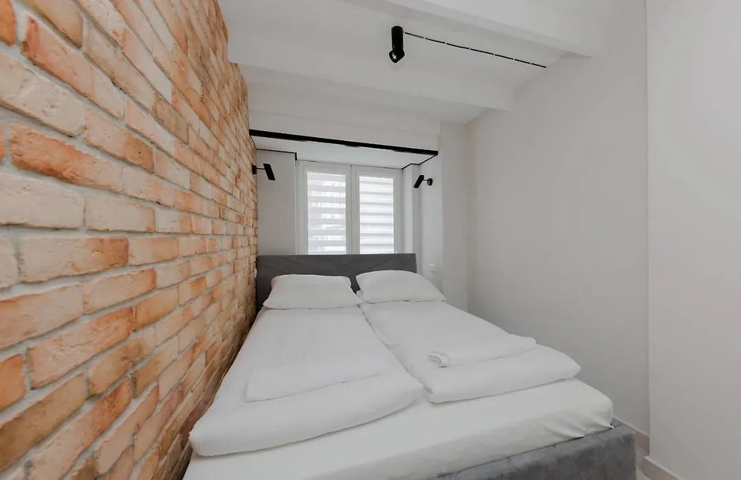 4 ECO Apart Chateau Jagiellonska 22 Warszawa Old Town-1