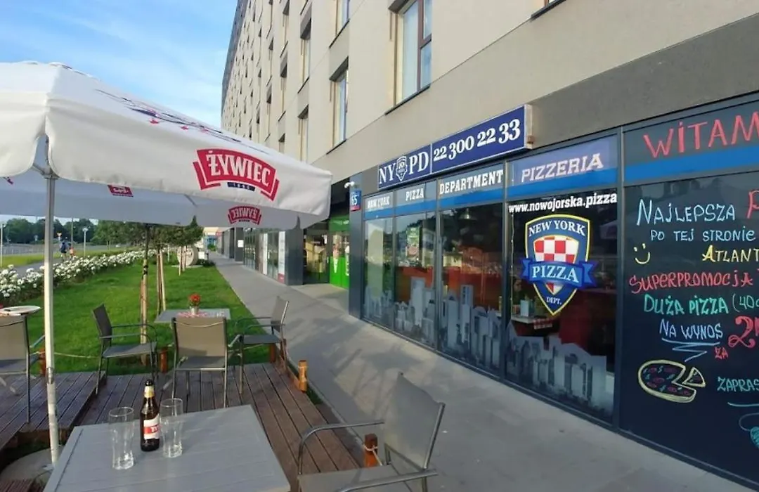 Apartament W Warszawie Dedykowany Parking Podziemny W Cenie, Wifi, Ac, Blisko Centrum New Apartment In Warsaw Finished To A High Specification Fitted Out To A High Standard On The 7Th Floor, Wifi, Underground Parking Price Included-1